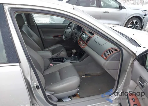 2006 Toyota Camry Le V6 from USA, damaged, VIN 4T1BF32K16U629643